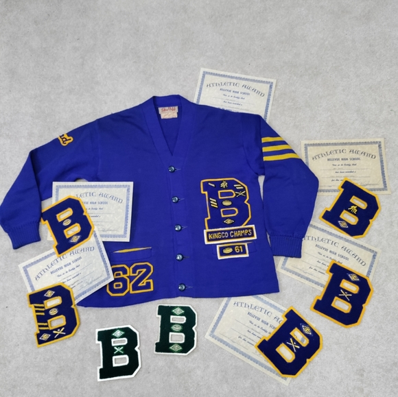 Vintage Bellevue 1960's H.S. Letterman Sweater and Letter Lot - Picture 1 of 9